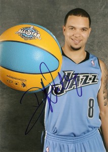 Win this Deron Williams autograph